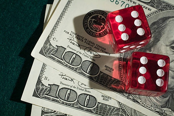 Mobile live-dealer lobby and payment navigation on tanggo77
