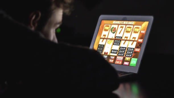 tanggo77 Joker Gaming live blackjack on mobile with chat and betting interface